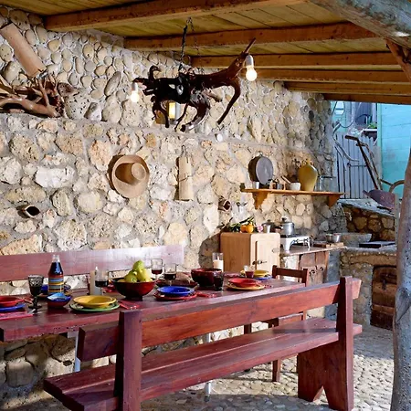 Charmantes Steinhaus In Agios Matheos * Ágios Matthaíos